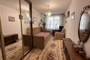 Râșcani, str. Miron Costin 22