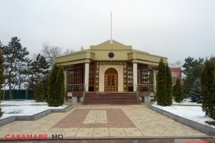 Complexul memorial Eternitate, Moldova | Мемориальный комплекс Вечность, Молдова