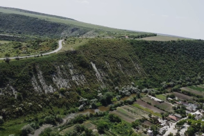 Orhei, sat. Trebujeni