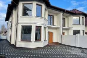 Ciorescu, str. Luceafărul 8