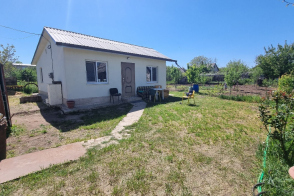 Sîngera, str. Rozalia 8