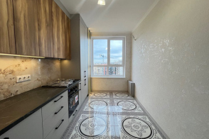 Buiucani, str. Balcani 1 
