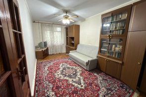 Râșcani, str. Miron Costin 19/2