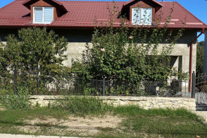 Яловены, ул. 31 Aвгуста 27