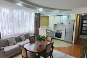 Buiucani, str. Alba-Iulia 87